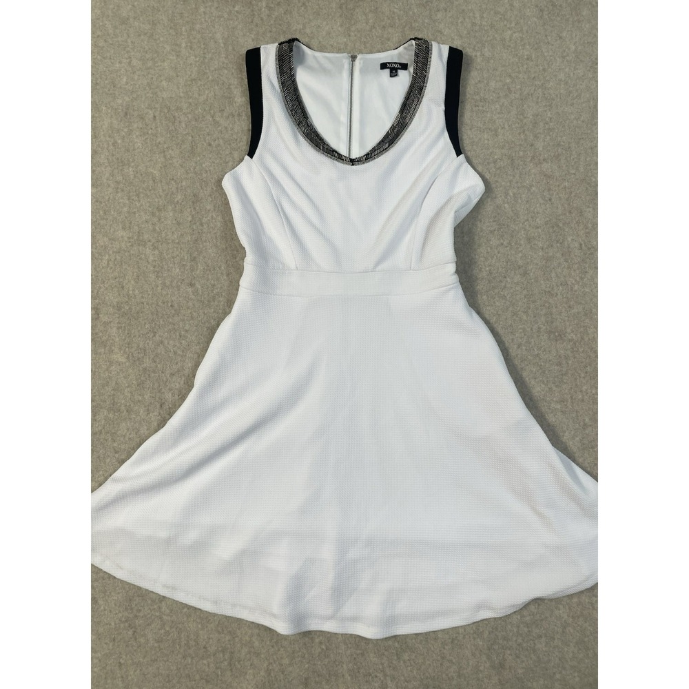 Xoxo Metal Beaded Womens A-Line Dress With Pockets Lined SZ M Flare White/Black